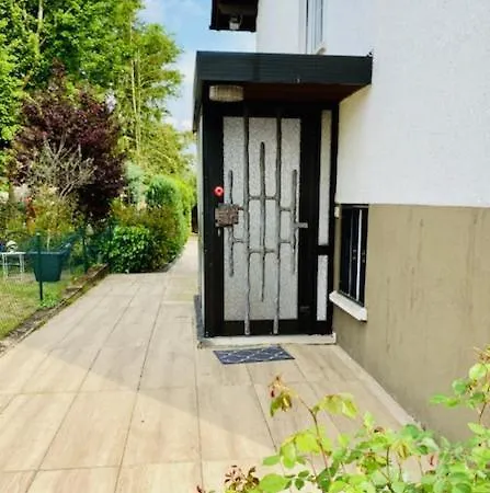 Apartment Garden View Near Frankfurt ----- Like At ----- Hanau