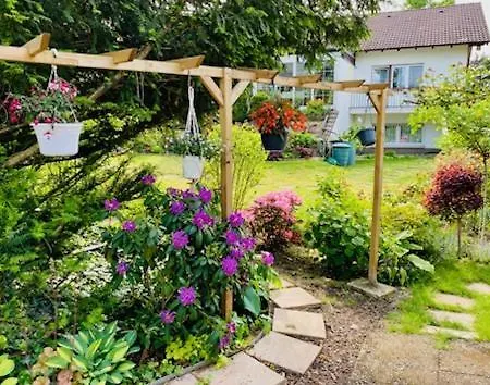 Apartamento Garden View Near Frankfurt- 2 *