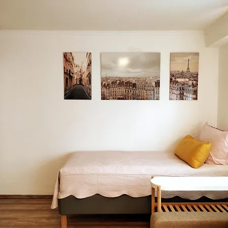 Garden View Near Frankfurt- 2 Apartment Hanau